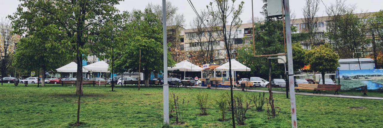 Afganskii Park Apartment Chisináu Exterior foto